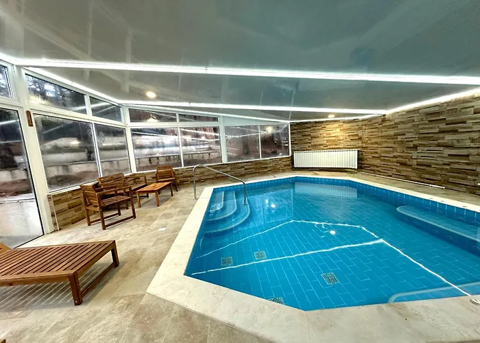 рока * Mineralni Bani